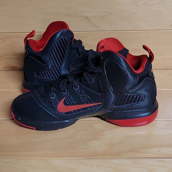 Nike Lebron 9 PS Black WhiteRed Boys Girls Youth Basketball Shoe 472665-001 - Picture 8 of 13